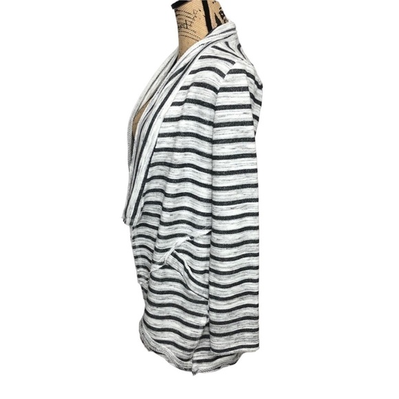 ALTAR’D State Raw Hem Striped Sweater Jacket Gray and White Size Small - Picture 3 of 10